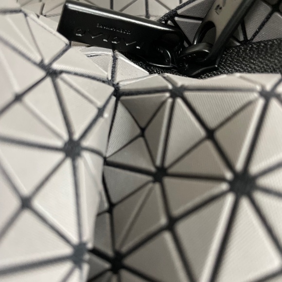 ???BRAND NEW DAYPACK BACKPACK GRAY? main image 4